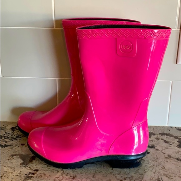 UGG Other - UGG RAANA RAIN BOOTS Girl’s Size 1 PINK Waterproof
